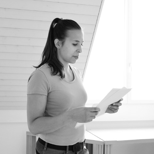 Kurt Wohndesign AG - Home - Bereichsleitung - Andrea Wismer
Innendekorateurin Fachrichtung Montage Kurt Wohndesign AG - Home - Bereichsleitung - Andrea Wismer
Innendekorateurin Fachrichtung Montage